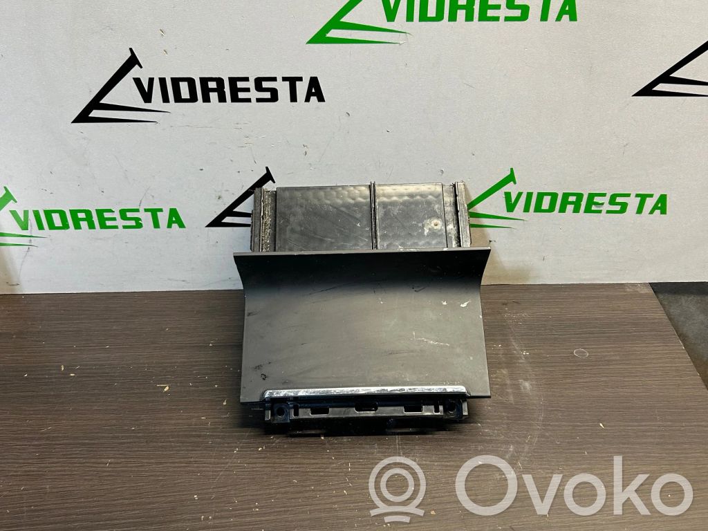 Skoda Superb B6 (3T) Ashtray (front) 