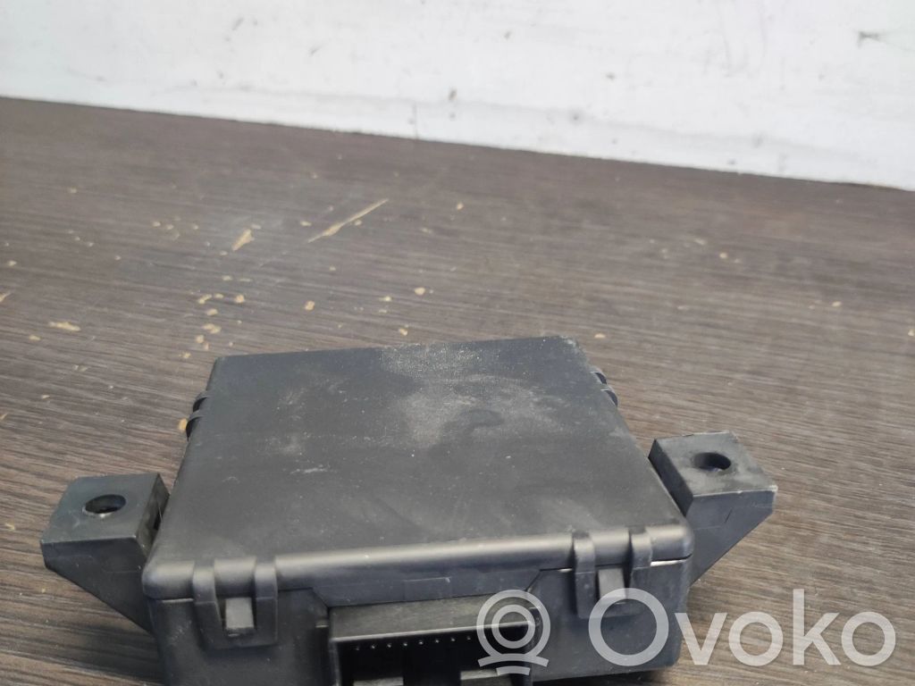 Audi A4 S4 B8 8K Väylän ohjainlaite 