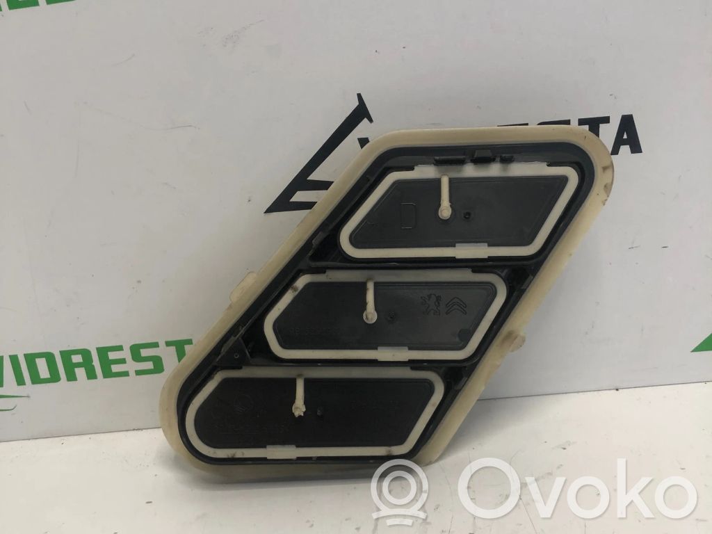 Citroen Berlingo Ventilācijas režģis 