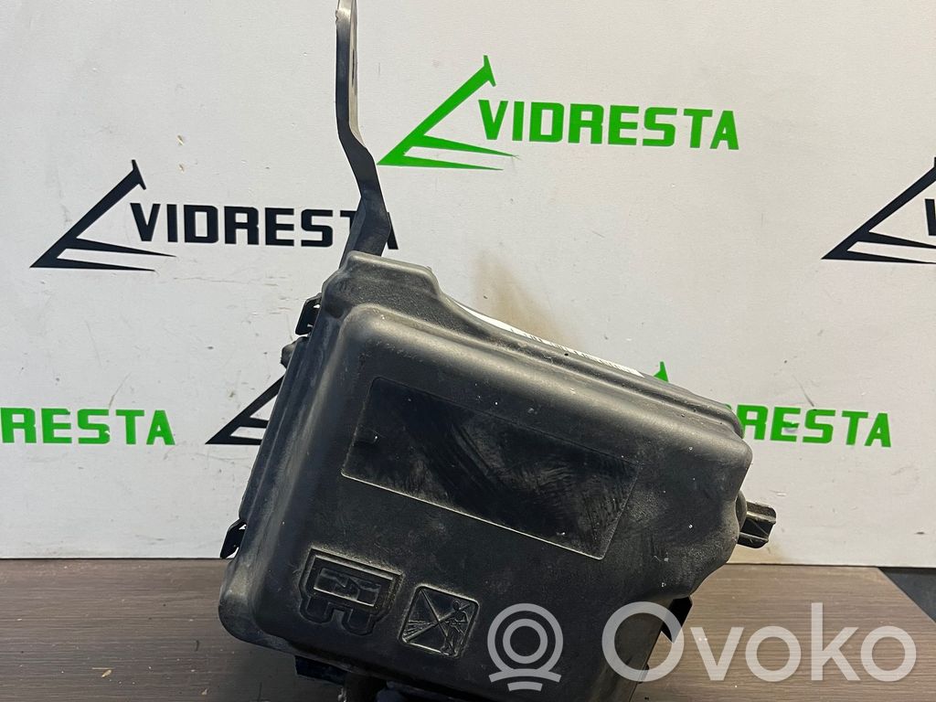 Peugeot 208 I Fuse box set 