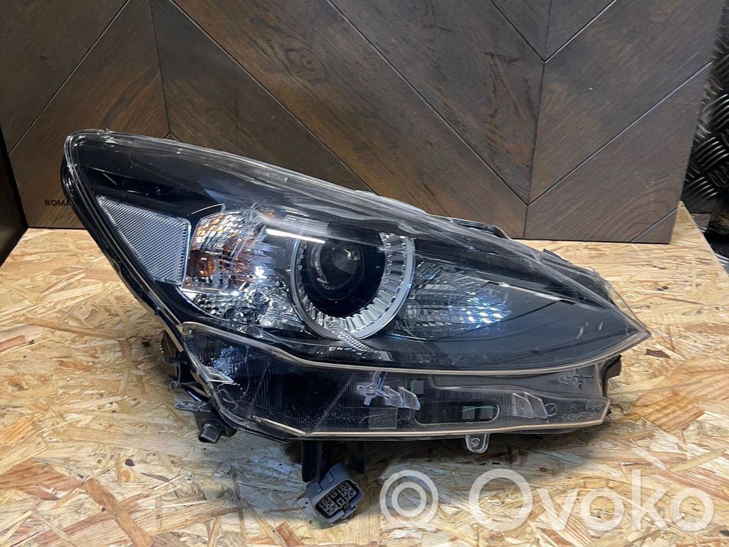 Mazda 2 Headlight/headlamp 