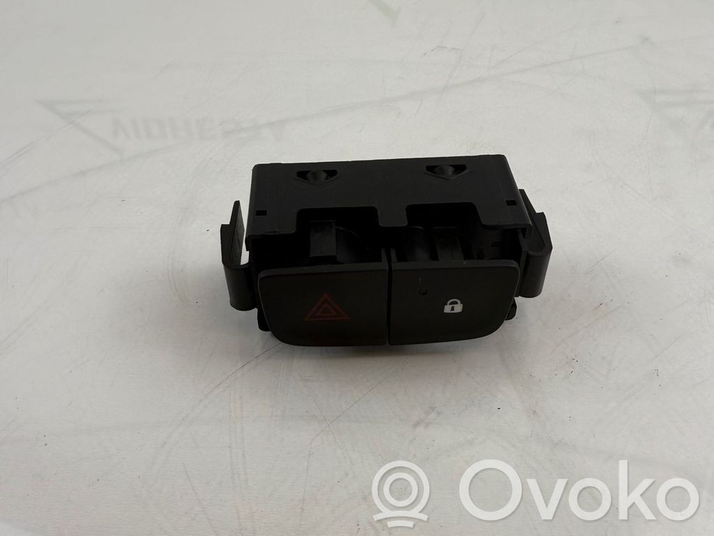 Other switches/knobs/shifts   E8160101