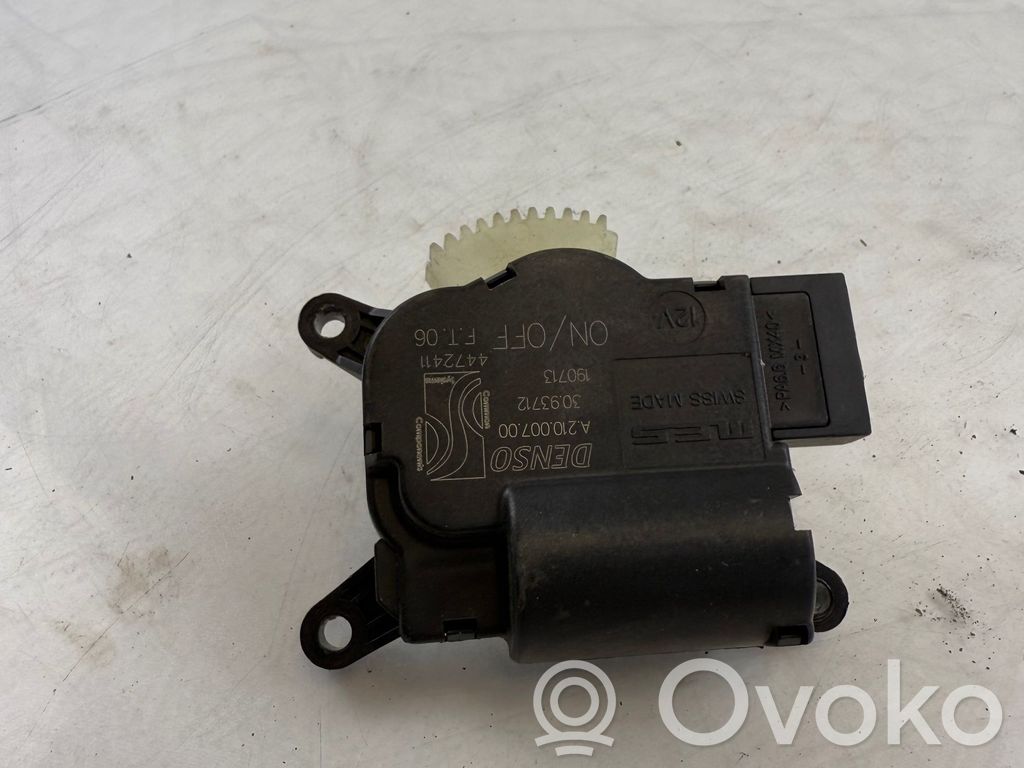 Opel Corsa D Air flap motor/actuator 
