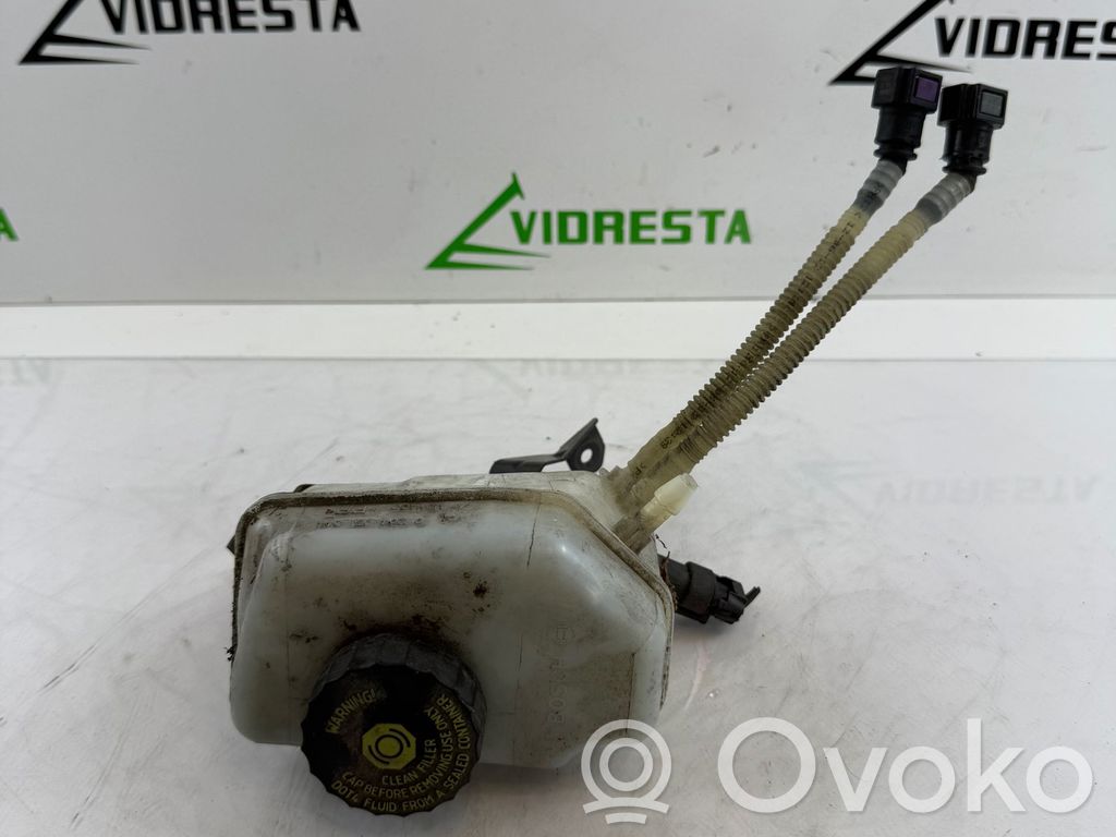 Opel Corsa D Jarrunestesäiliö 