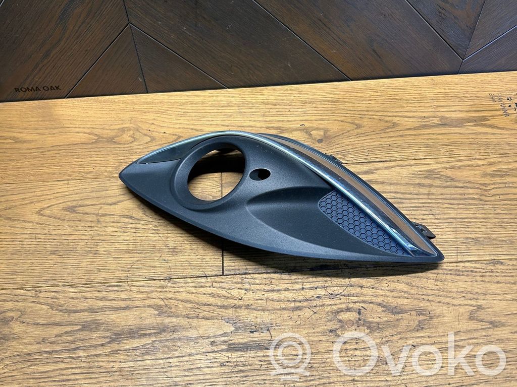 Opel Corsa D Etusumuvalon ritilä 