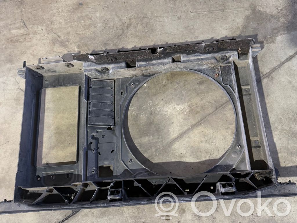 Citroen Berlingo Radiatorių panelė 