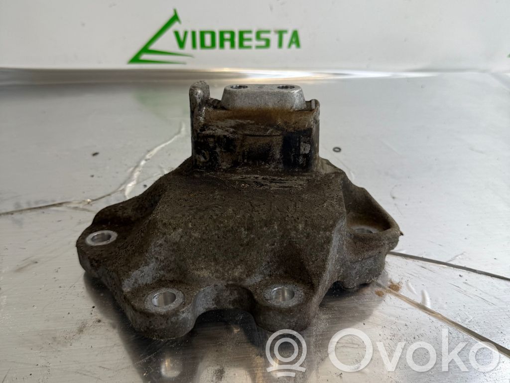 Citroen C4 Grand Picasso Engine mounting bracket 