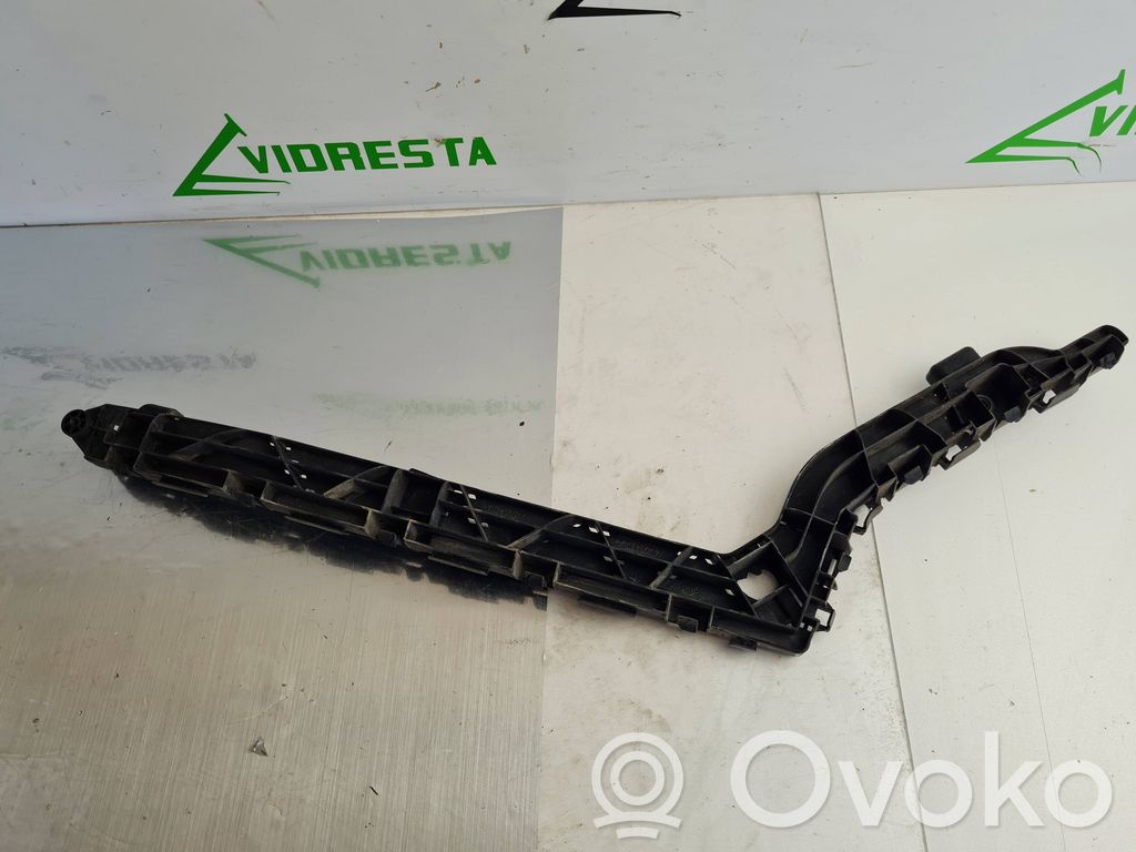 Honda CR-V Rear bumper mounting bracket 