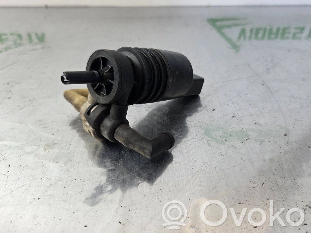 Jeep Compass Windscreen/windshield washer pump 