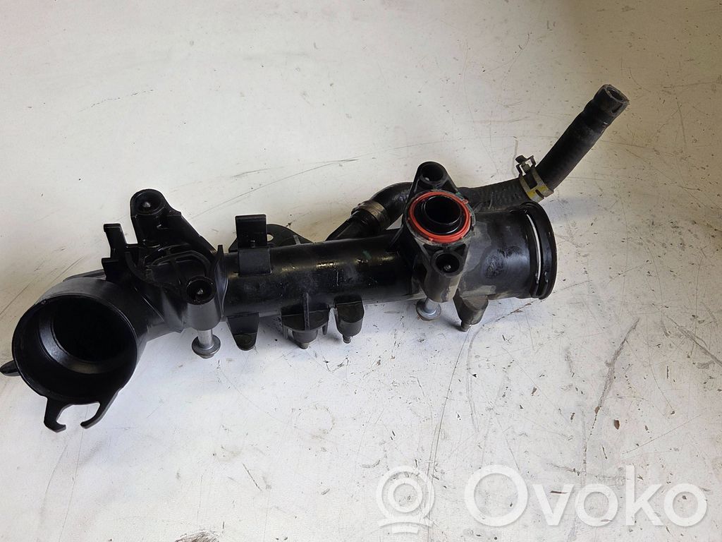 Engine coolant pipe/hose   Z12002105
