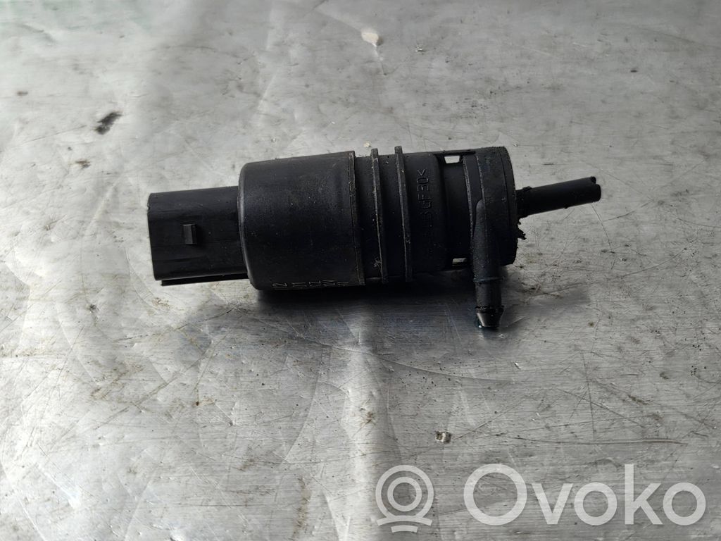 BMW 6 F06 Gran coupe Windscreen/windshield washer pump 