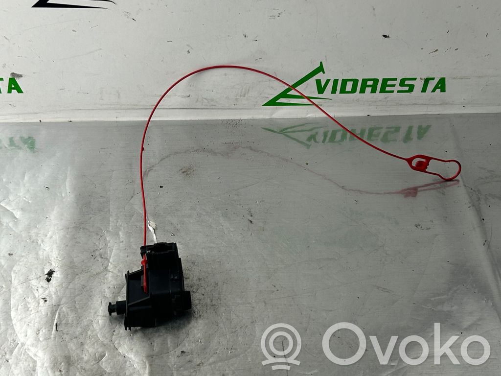 Audi A4 S4 B8 8K Motorino del tappo del serbatoio del carburante 