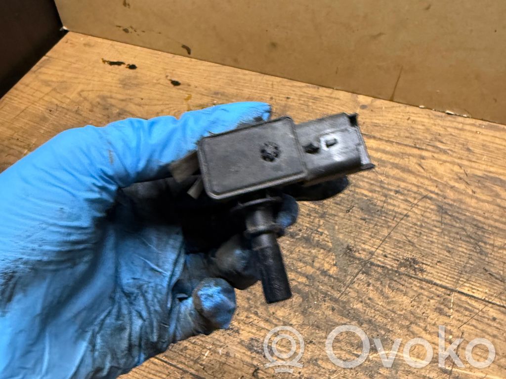 Peugeot 3008 II Vacuum valve 