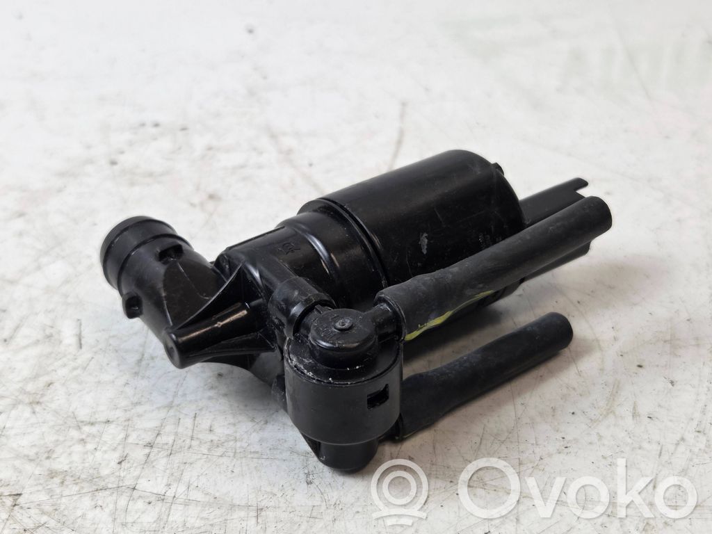 Peugeot 308 Windscreen/windshield washer pump 