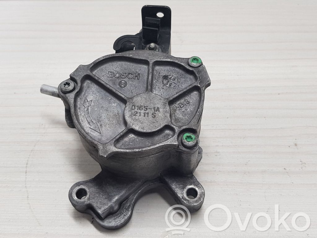 Vacuum pump   D1651A