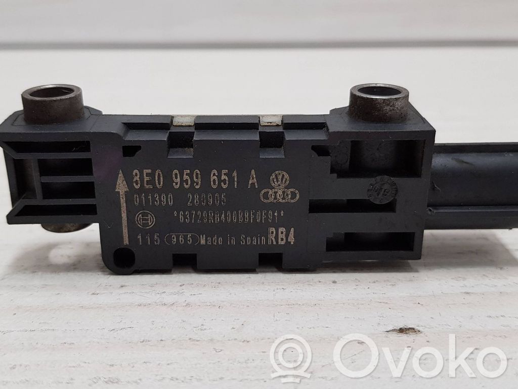 Audi A3 S3 8P Czujnik uderzenia Airbag 