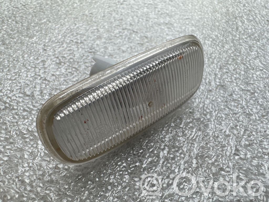 Audi A6 S6 C5 4B Seitenblinker 