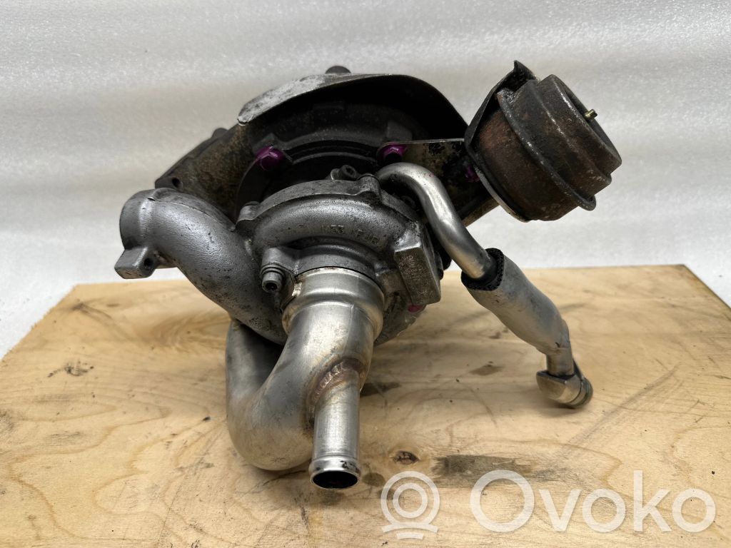 Audi A8 S8 D2 4D Turbina 