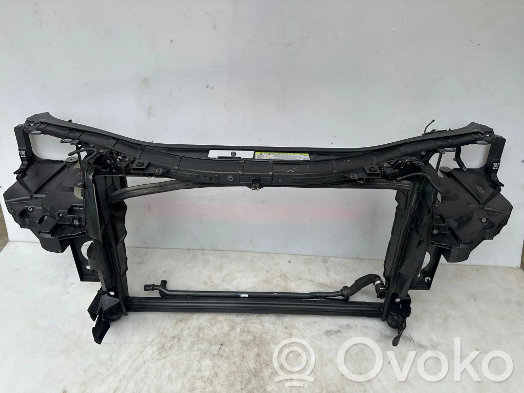 Audi A8 S8 D3 4E Radiatoru panelis 