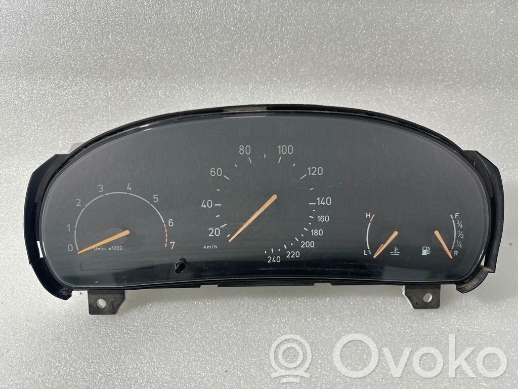 Saab 9-5 Speedometer (instrument cluster) 