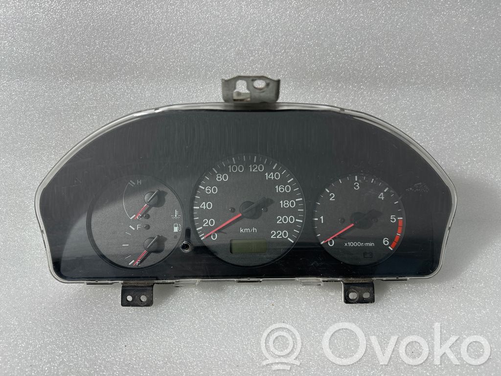 Mazda 323 F Spidometrs (instrumentu panelī) 