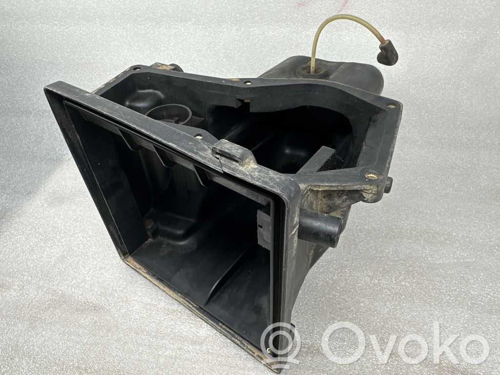 Obudowa filtra powietrza   034133837AL,4611785927