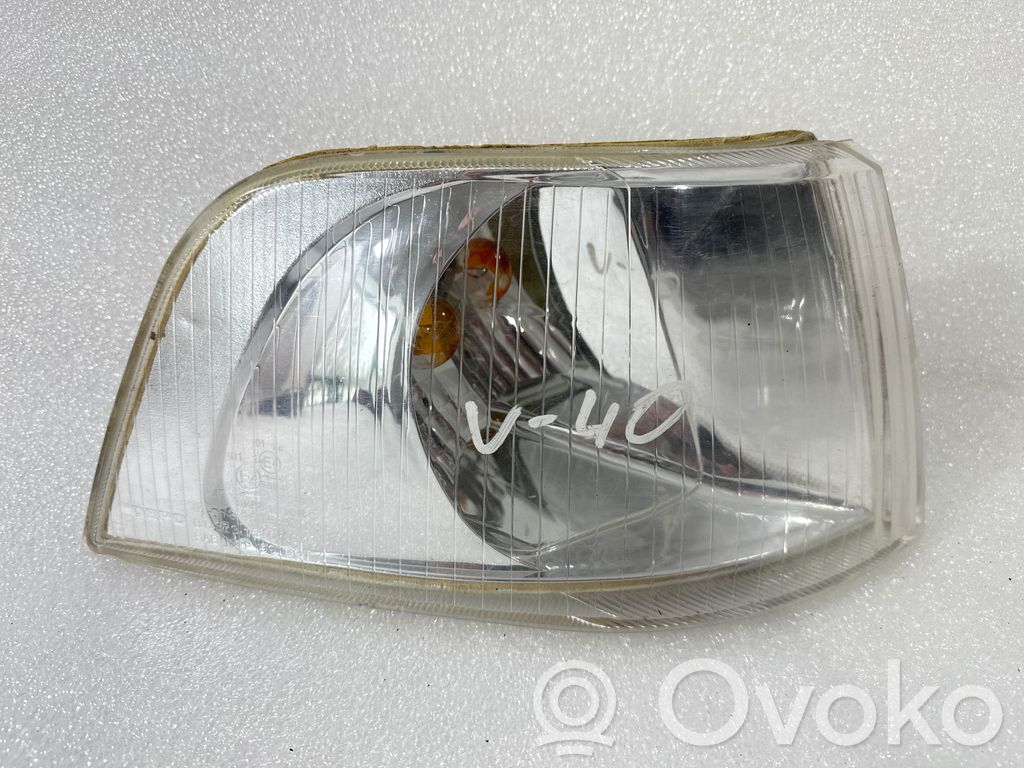 Volvo S40, V40 Kierunkowskaz przedni 