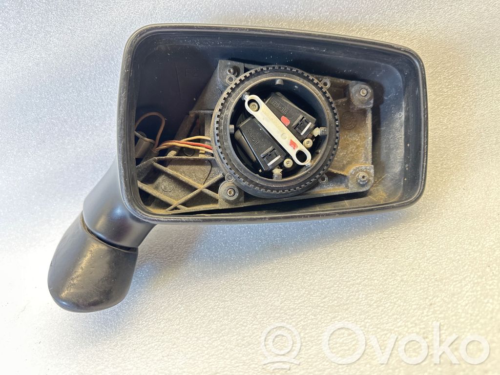 Audi 80 90 S2 B4 Espejo lateral manual 