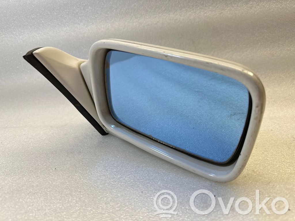 BMW 3 E30 Front door electric wing mirror 