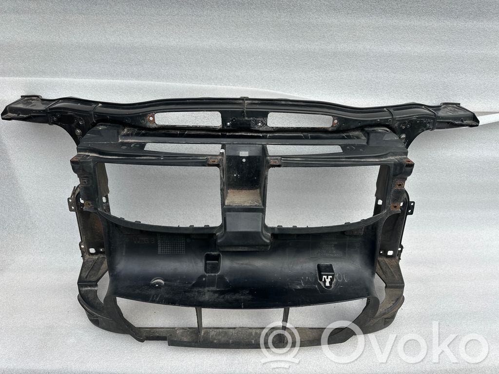 BMW 3 E90 E91 Radiatoru panelis 