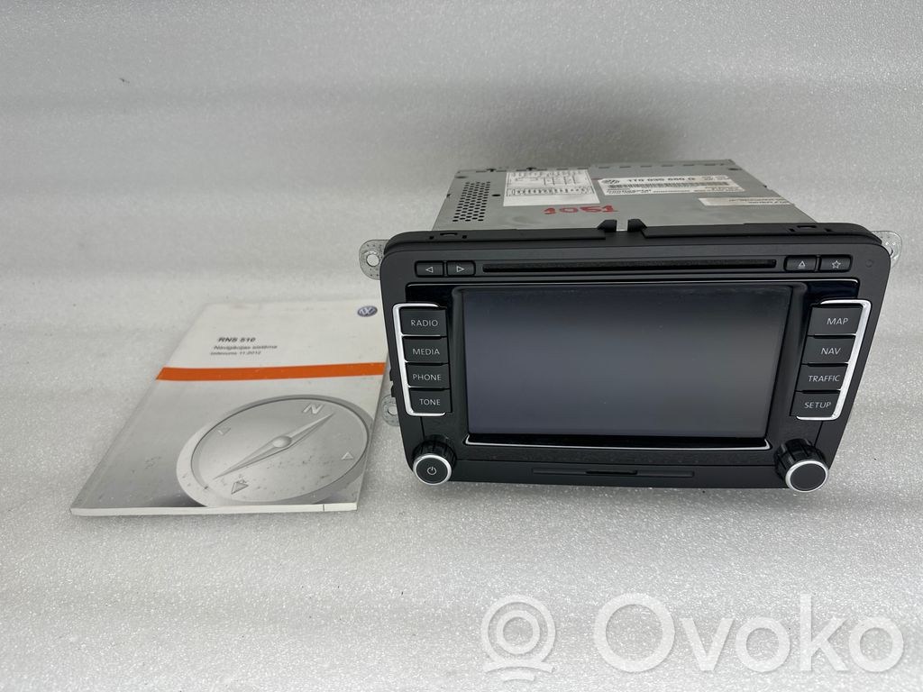 Volkswagen PASSAT B7 Radio/CD/DVD/GPS head unit 