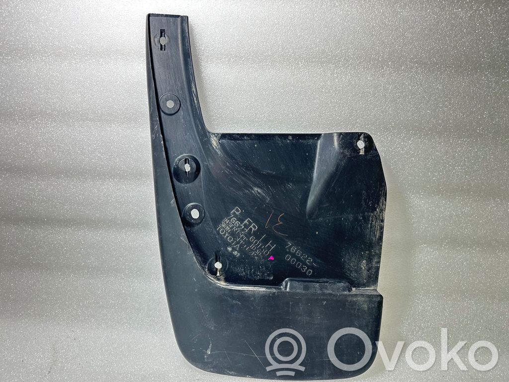 Toyota Land Cruiser (J150) Chlapacze przednie 