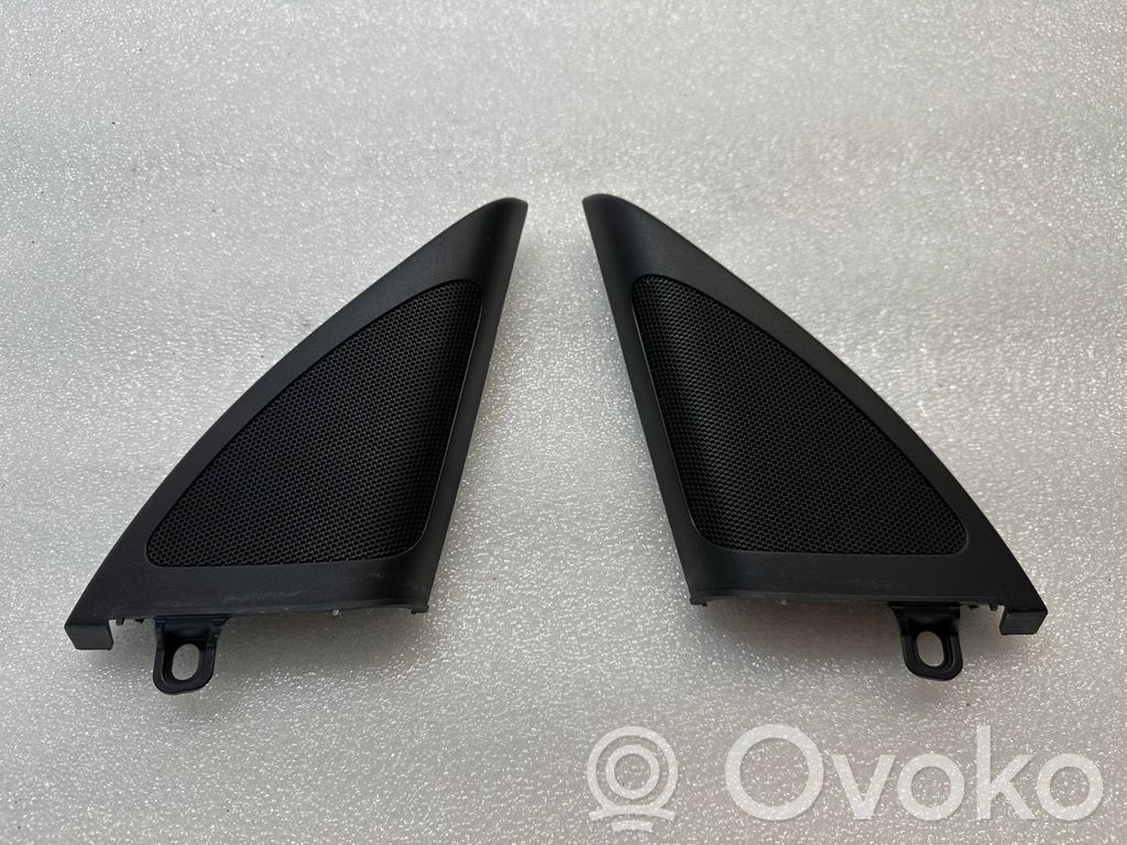Audi A4 S4 B8 8K Etuoven kaiuttimen kehys 