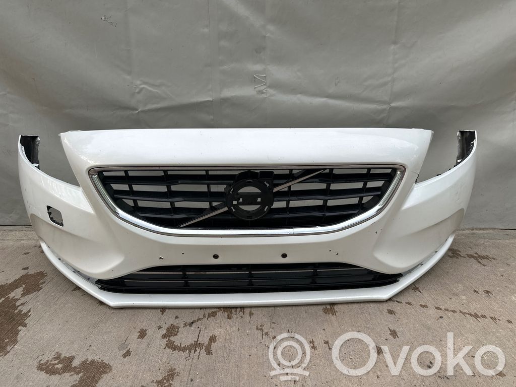 Volvo V40 Paraurti anteriore 