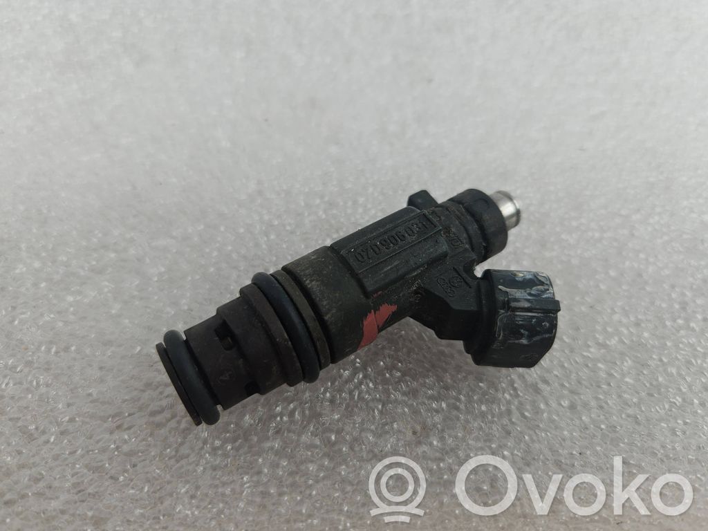 Inyector de combustible   07D906031