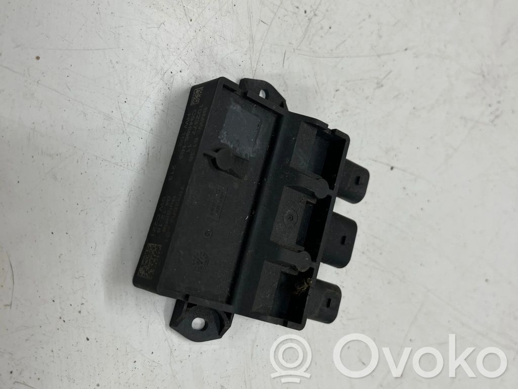 BMW M5 F90 Sterownik / Moduł elektrycznej klapy tylnej / bagażnika 