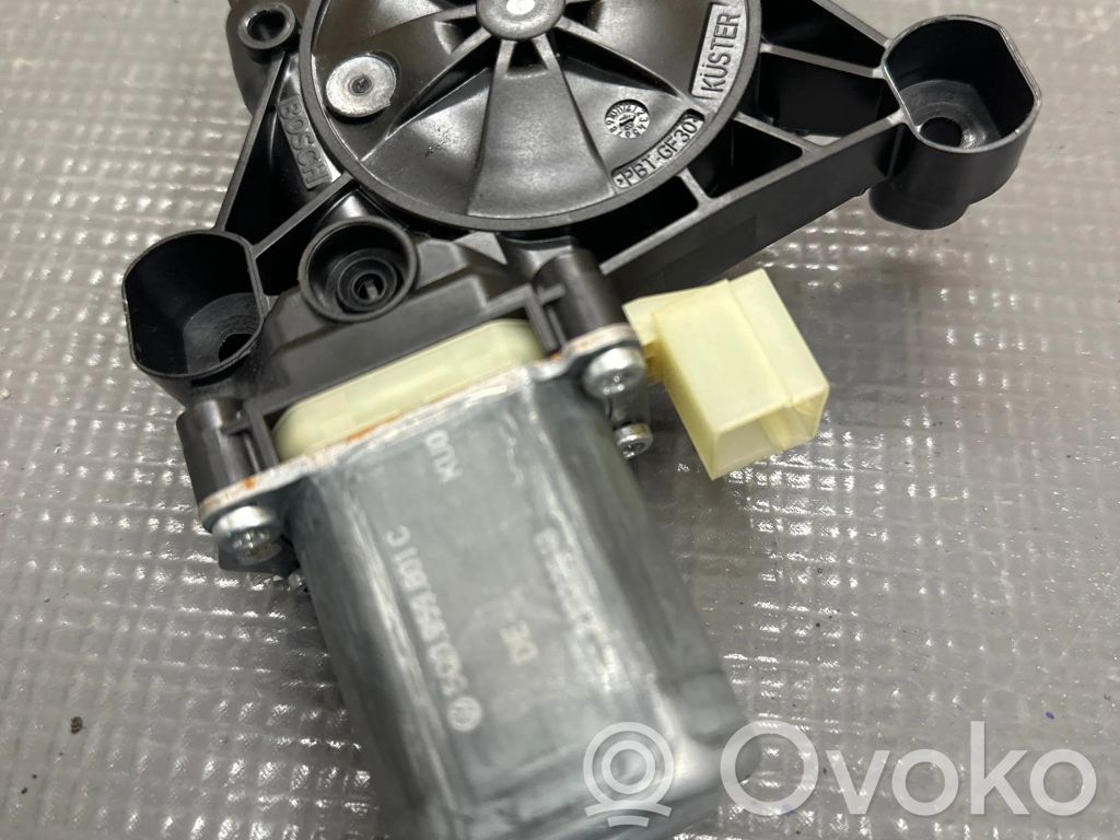 Silnik regulatora szyby drzwi przednich   5Q0959801C,21022018