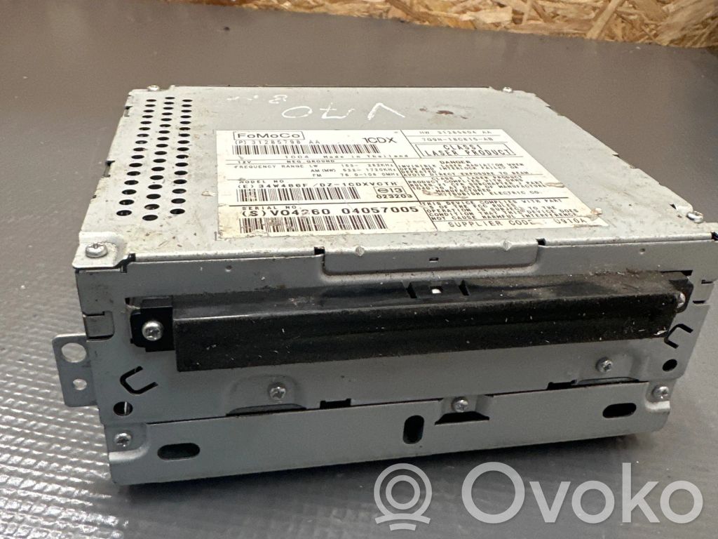 Volvo V70 Unitate principală radio/CD/DVD/GPS 