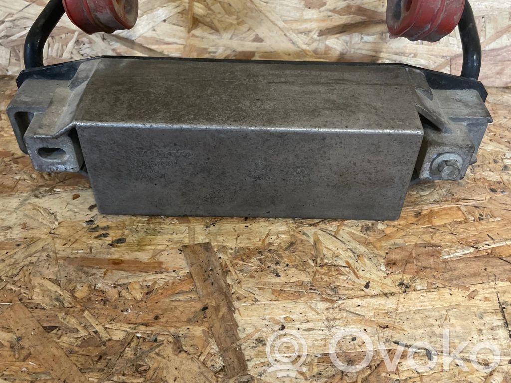 Volvo XC60 Muffler mount bracket/holder 