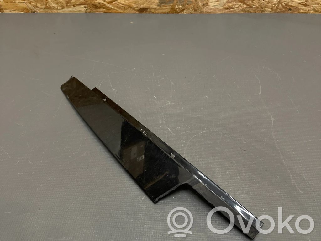 BMW 5 F10 F11 Listwa / Uszczelka szyby drzwi przednich 