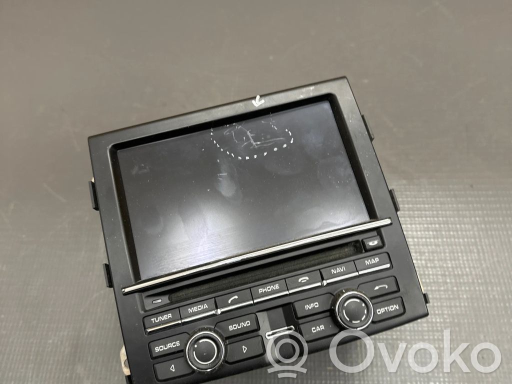 Porsche Cayenne (92A) Panel / Radioodtwarzacz CD/DVD/GPS 