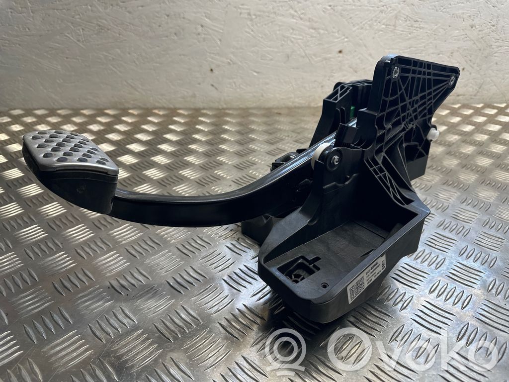Opel Insignia B Brake pedal 