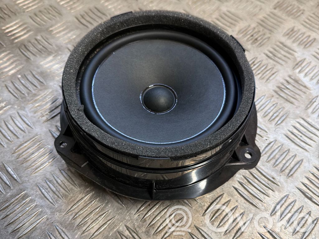 Audi A6 S6 C8 4K Front door speaker 