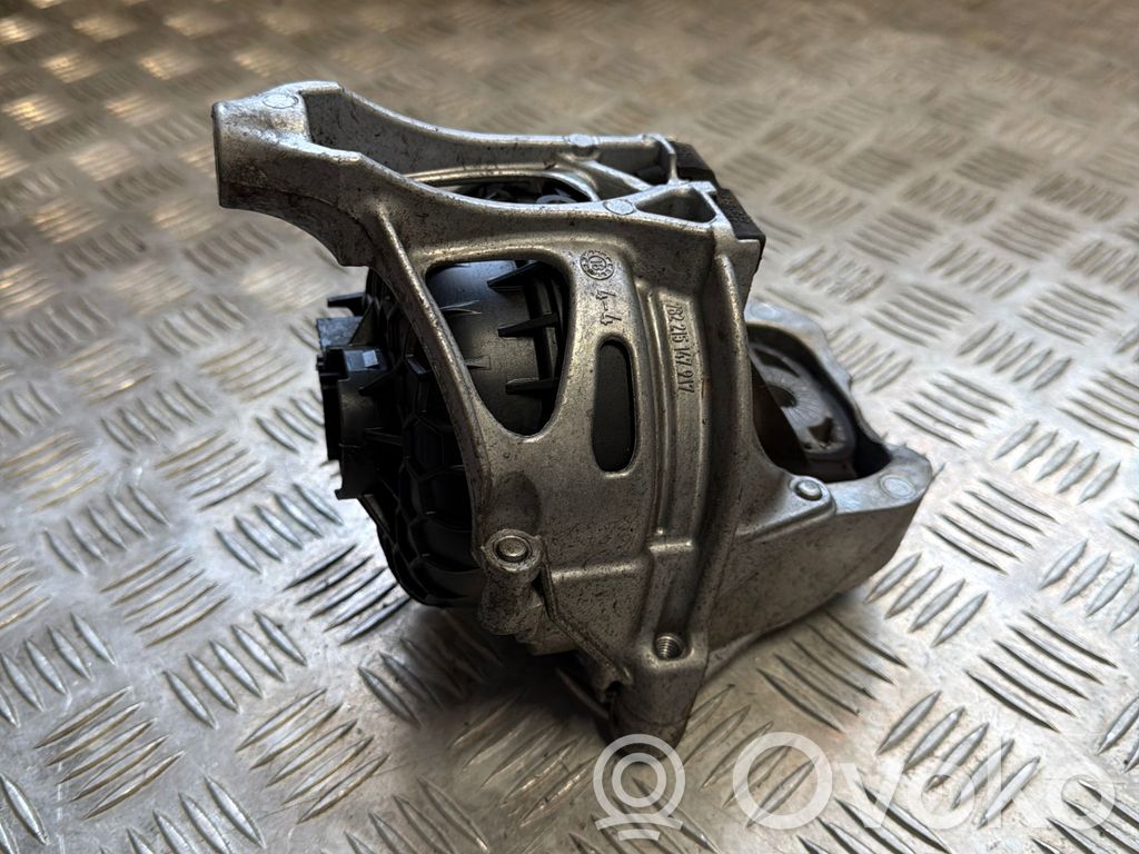 Audi Q5 SQ5 FY Engine mount bracket 