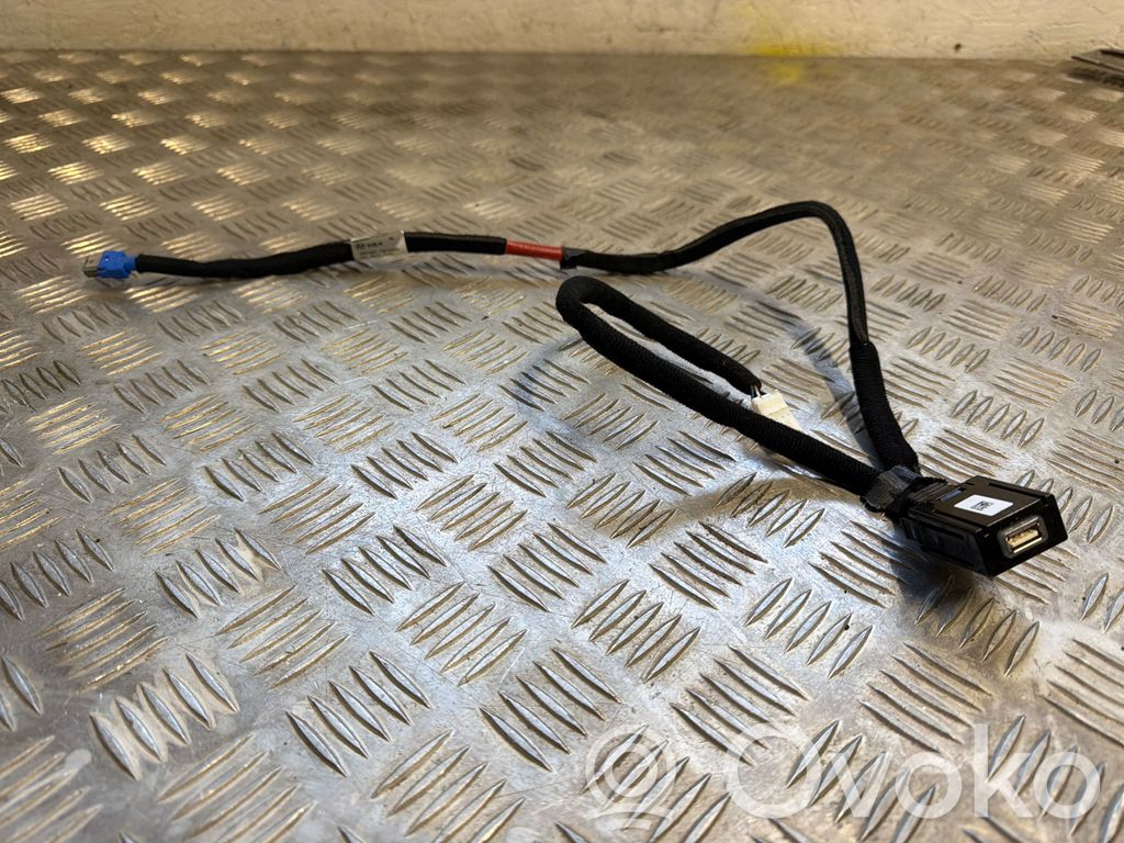 KIA EV6 USB socket connector 