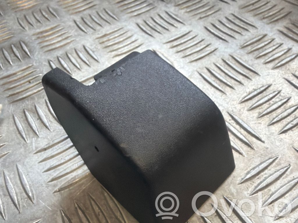 Otros repuestos del interior   30749767