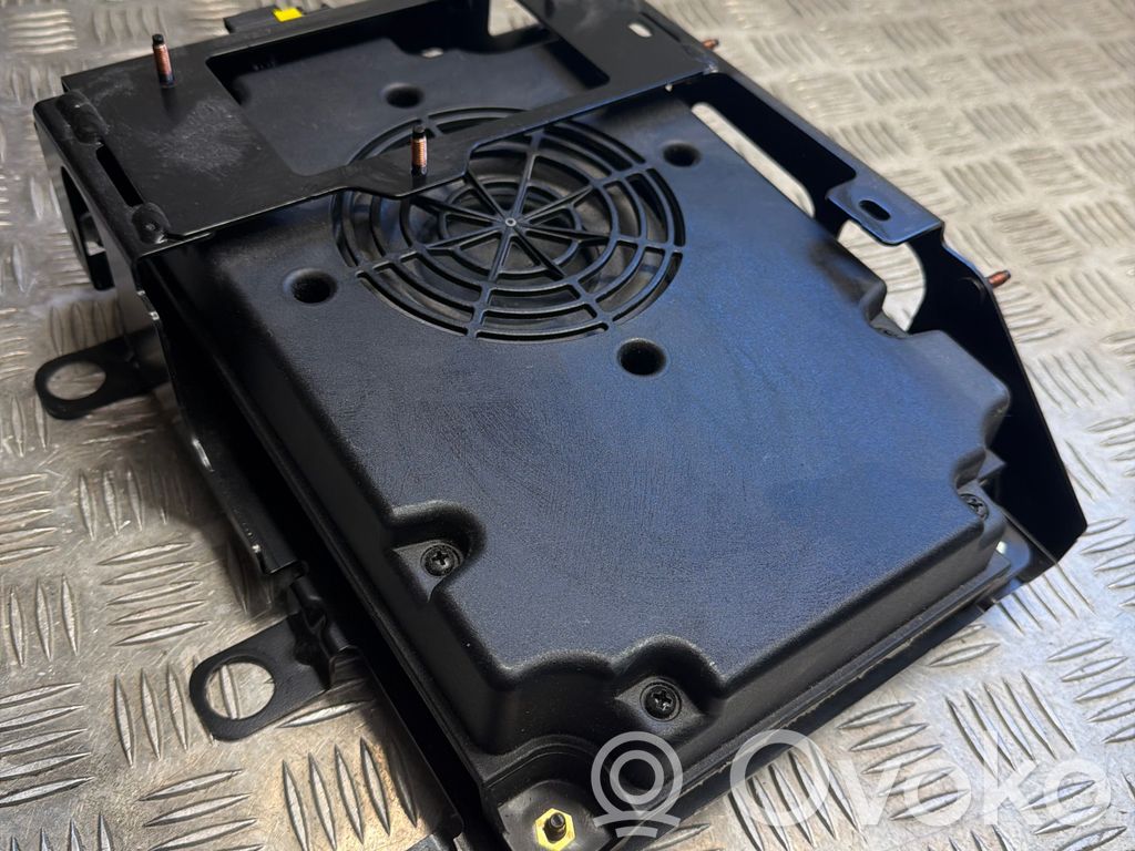 Toyota Proace Subwoofer speaker 
