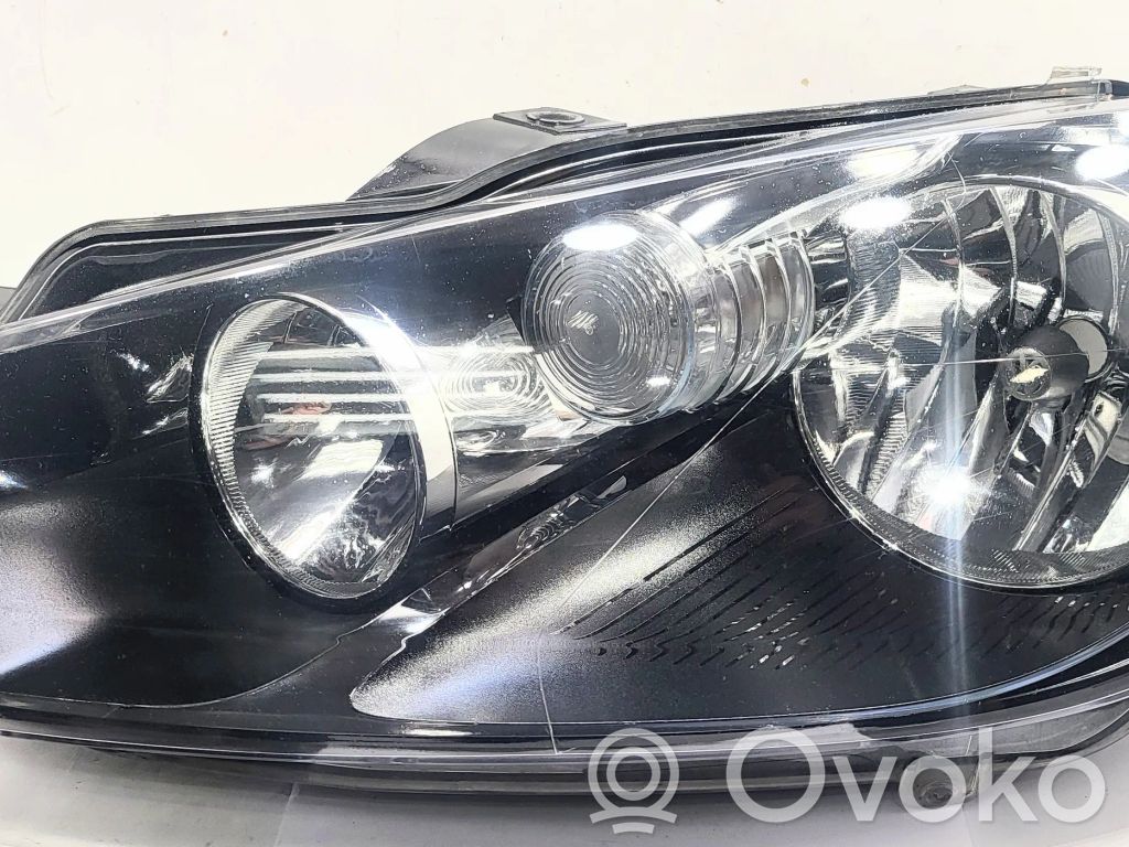 Volkswagen Golf VI Lampa przednia 