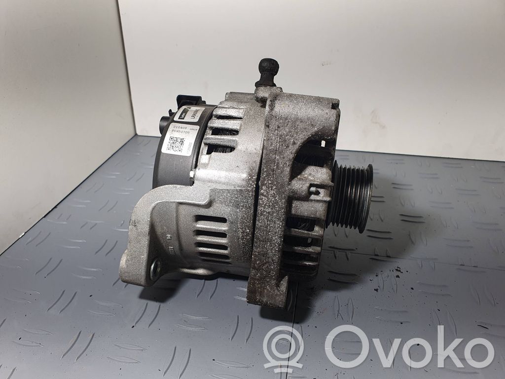 BMW 5 F10 F11 Ģenerators 
