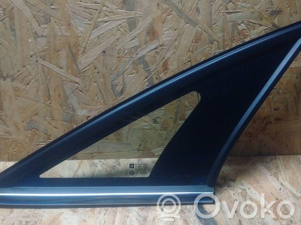 Opel Vectra C Szyba karoseryjna tylna 